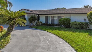 1900 Sandpiper Dr in Clearwater, FL - Building Photo - Building Photo