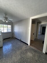 1015 N Main St in Hopkinsville, KY - Building Photo - Building Photo