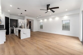 4121 Shelby Cir in Houston, TX - Building Photo - Building Photo