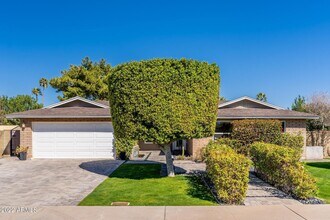 6110 E Blanche Dr in Scottsdale, AZ - Building Photo - Building Photo