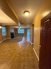 10508 Arden Villa Dr in Bakersfield, CA - Building Photo - Building Photo