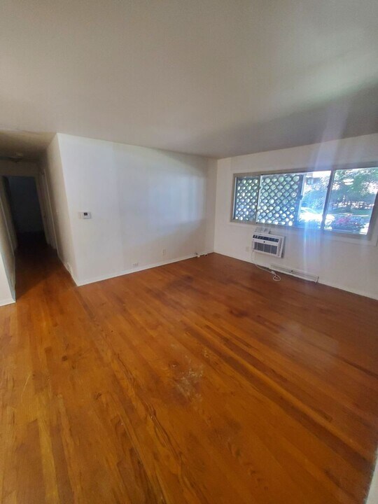 4454 S 14th St in Milwaukee, WI - Building Photo