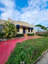 2369 SW 17th St in Miami, FL - Building Photo