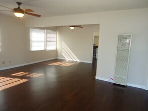 4872 Bancroft St in San Diego, CA - Building Photo - Building Photo