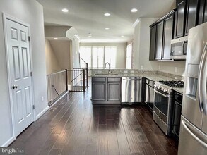 201 Woodstream Cir in Stafford, VA - Building Photo - Building Photo