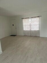 4259 Oak Terrace Dr in Greenacres, FL - Foto de edificio - Building Photo