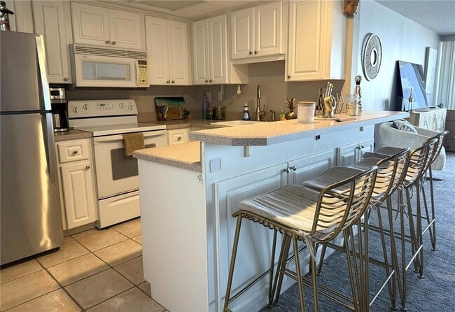 property at 450 Treasure Island Causeway