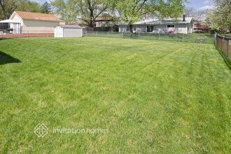 458 Rockhurst Rd in Bolingbrook, IL - Building Photo - Building Photo