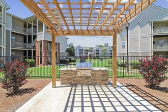 Galleria Park Apartments in Warner Robins, GA - Foto de edificio - Building Photo