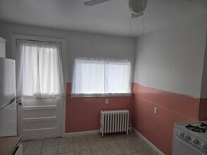 233 Arthur Ave, Unit 233-1 in Scranton, PA - Foto de edificio - Building Photo