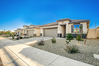 24187 W Ripple Rd in Buckeye, AZ - Building Photo - Building Photo