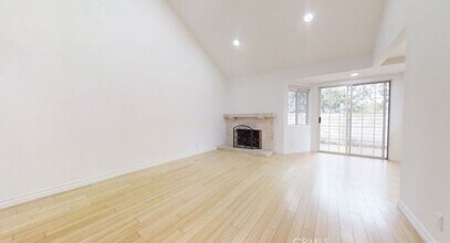 3 Heathergreen in Irvine, CA - Building Photo - Building Photo