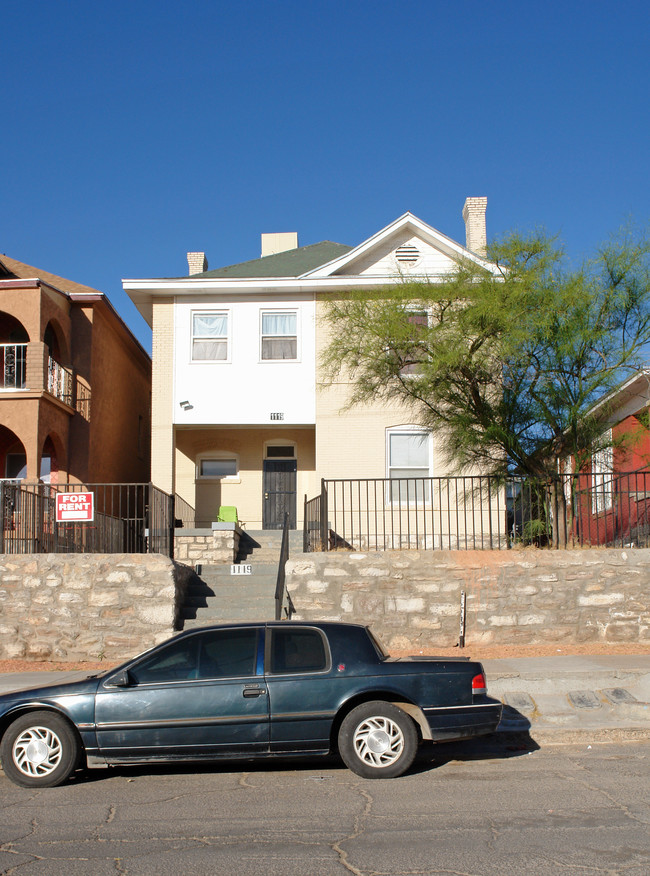 1119 N El Paso St in El Paso, TX - Foto de edificio - Building Photo