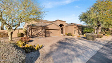 11732 E Sand Hills Rd in Scottsdale, AZ - Building Photo - Building Photo