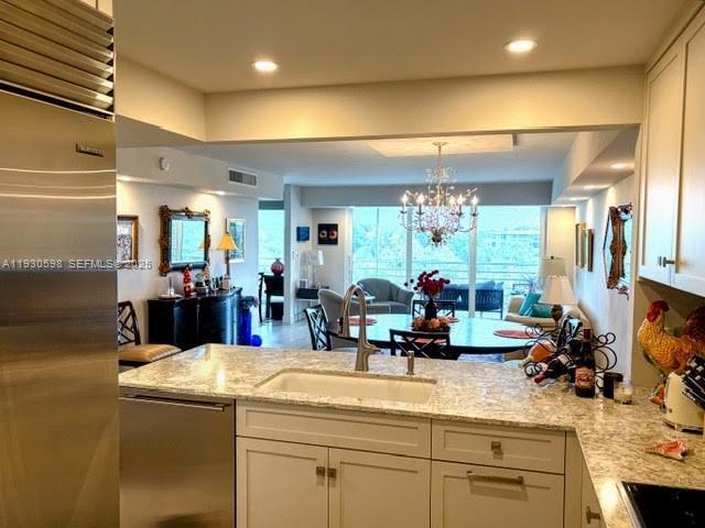 806 Cypress Grove Ln in Pompano Beach, FL - Building Photo - Building Photo