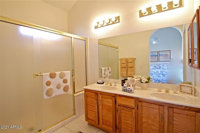 9705 E Mountain View Rd in Scottsdale, AZ - Building Photo - Building Photo