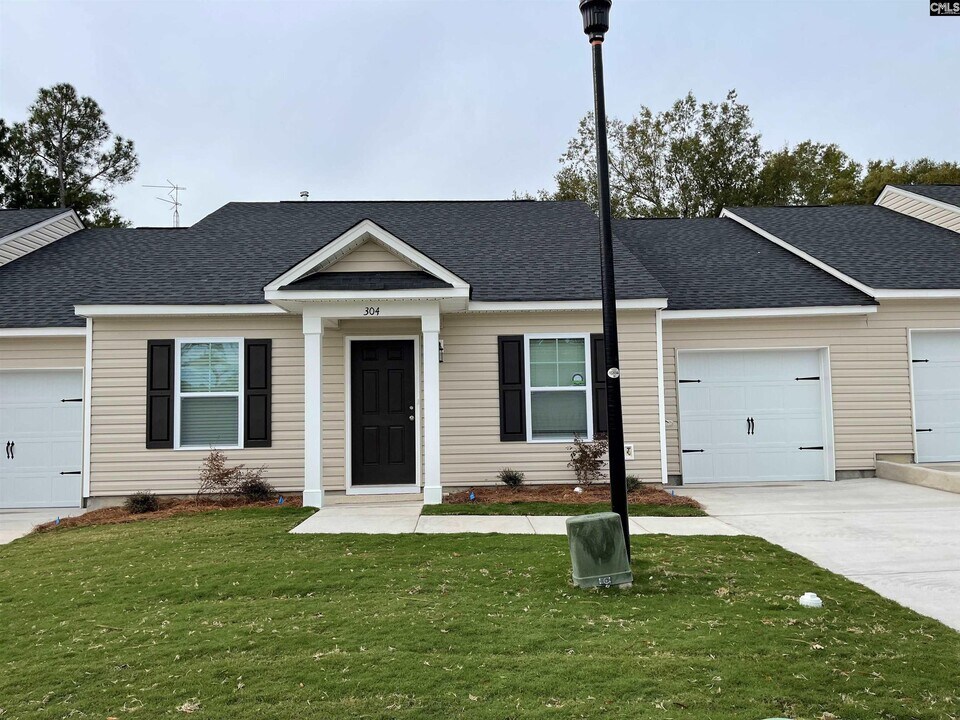 304 Jubilee Clock Dr in Columbia, SC - Building Photo