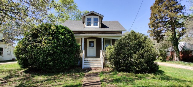 property at 1026 Salisbury Dr