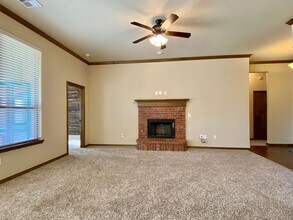 7716 Marathon Ln in Yukon, OK - Building Photo - Building Photo