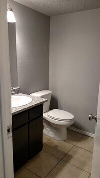 2017 Paisley Dr photo'