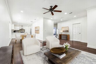 2108 Freeman St in Houston, TX - Building Photo - Building Photo