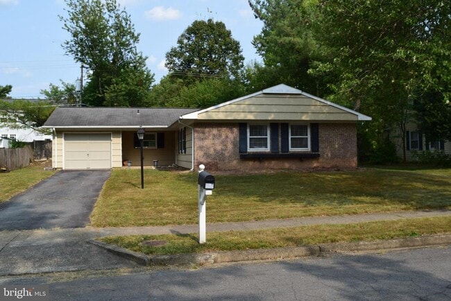 property at 4405 Manor Hall Ln