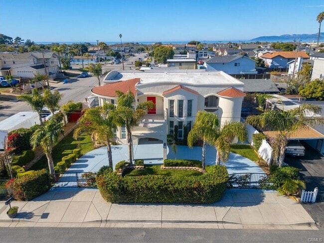 property at 588 S 7th St