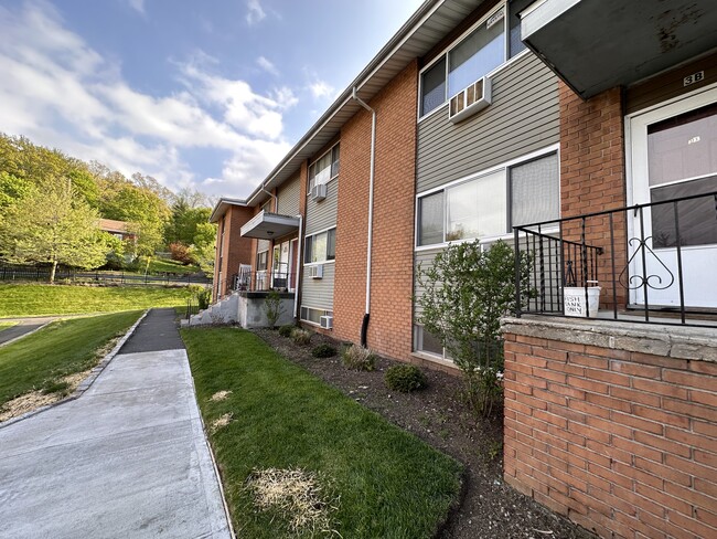 Riverhill Apartments