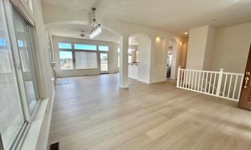 4781 W Creek Ridge Trl in Reno, NV - Foto de edificio - Building Photo