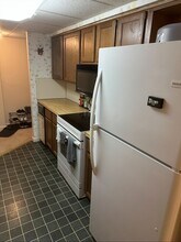 41 Angleside Rd in Waltham, MA - Foto de edificio - Building Photo