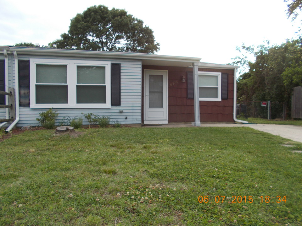 8278 Sebring Ct in Severn, MD - Building Photo