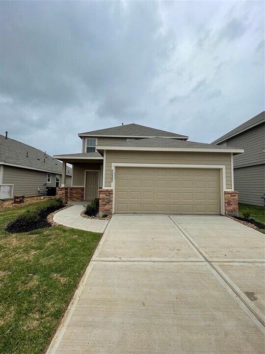 24903 Lorenzo Glaze Trail in Katy, TX - Building Photo