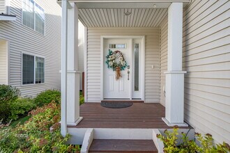 11519 Discovery Park Dr in Anchorage, AK - Building Photo - Building Photo