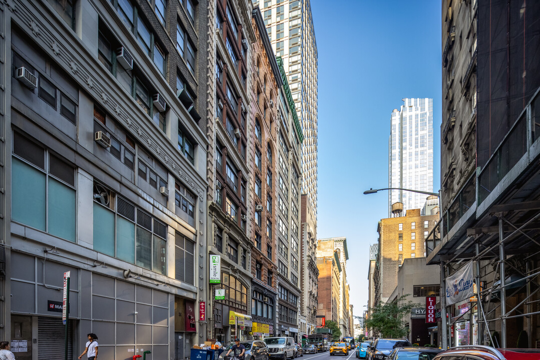 31 W 31st St in New York, NY - Foto de edificio