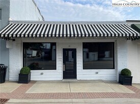 15 E 2nd St in West Jefferson, NC - Building Photo