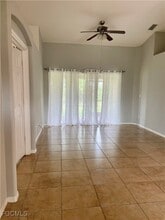 825 Sunrise Blvd in Lehigh Acres, FL - Building Photo - Building Photo