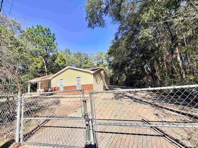 1444 Balboa Dr in Tallahassee, FL - Building Photo - Building Photo