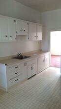 122 Leland St-Unit -#122 1/2 in Santa Rosa, CA - Building Photo - Building Photo
