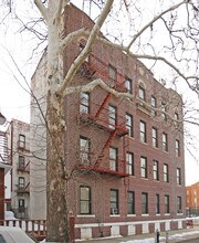 3105 Avenue D in Brooklyn, NY - Foto de edificio - Building Photo