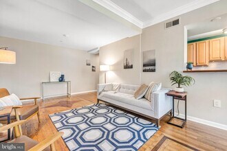 2633 Adams Mill Rd NW-Unit -201 in Washington, DC - Building Photo - Building Photo