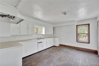 1348 Pierce Ave in Niagara Falls, NY - Building Photo - Building Photo