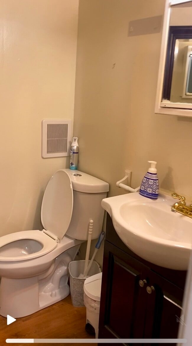 4095 Washington St, Unit 3 in Boston, MA - Foto de edificio - Building Photo