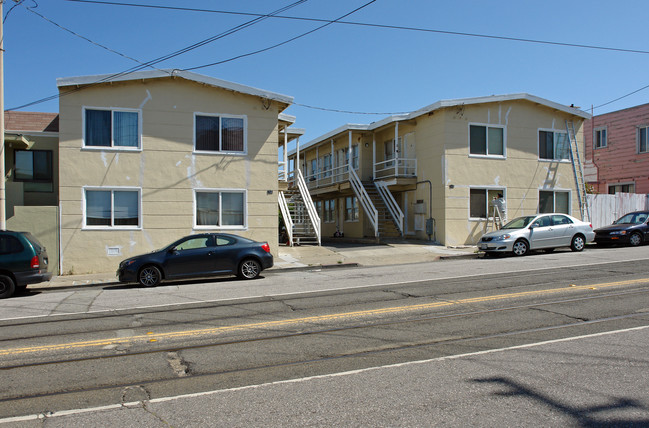 3416-3424 Taraval St in San Francisco, CA - Building Photo - Building Photo