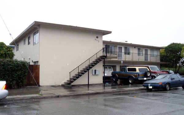 675 Hilton St in Redwood City, CA - Building Photo - Building Photo