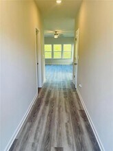 4218 Oakwood Ter Ct in Oakwood, GA - Foto de edificio - Building Photo