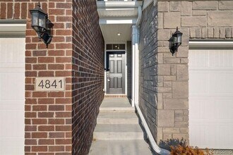 4841 Broomfield Wy in Orion Township, MI - Building Photo - Building Photo