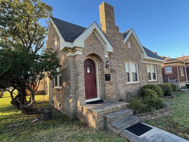 property at 4701 Ave N 1/2