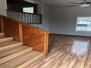 207 Winding Way in Llano, TX - Building Photo - Building Photo