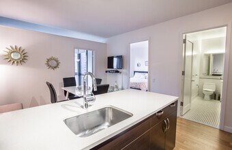 808 Columbus Ave-Unit -14D in New York, NY - Building Photo - Building Photo