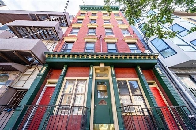property at 417 Adams St